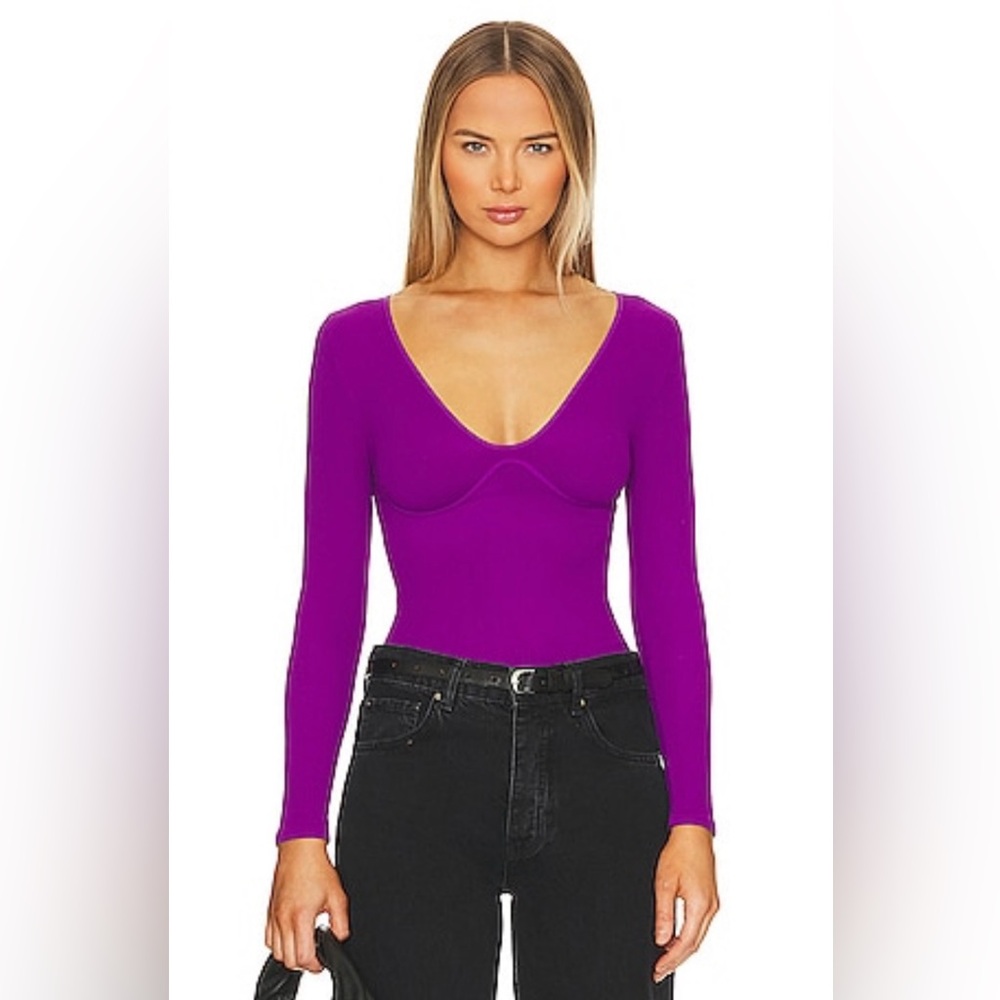 FREE PEOPLE x Intimately FP Meg Seamless V-neck Bodysuit NWOT Size M/L
